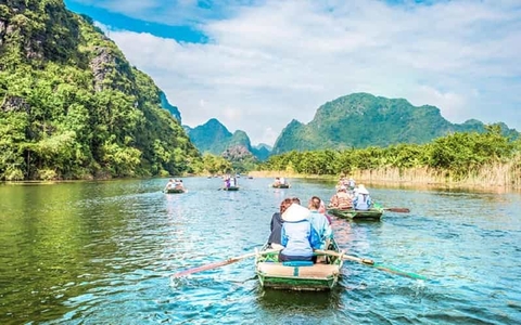 From Ninh Binh: Bai Dinh, Trang An & Mua Cave Full-Day Tour