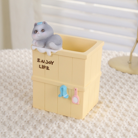 Ống đựng bút hình mèo phía trước