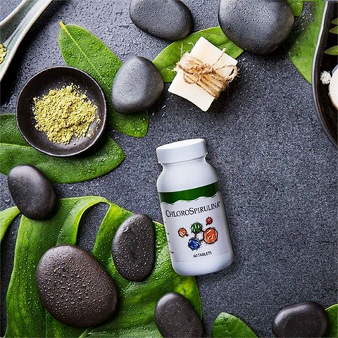 Tảo xoắn cô đặc Unicity CHLOROSPIRULINA (60v)- nguyên liệu cung cấp nguồn máu đồi dào