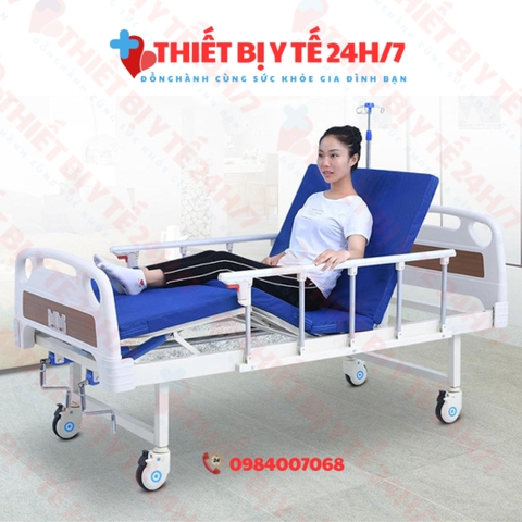 Giường bệnh nhân 2 tay quay 3 chức năng Akiko A82 có bô vệ sinh