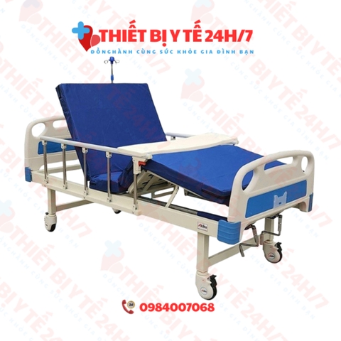 Giường bệnh nhân 2 tay quay 3 chức năng Akiko A82 có bô vệ sinh