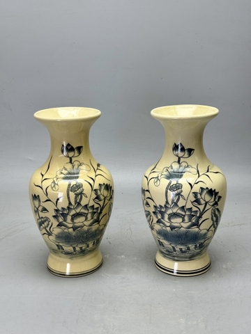 BÌNH CẮM HOA  HỌA Tiết HOA SEN GỐM CHU ĐẬU TRUYỀN THỐNG