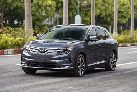 Cho Thuê Xe Vinfast VF8