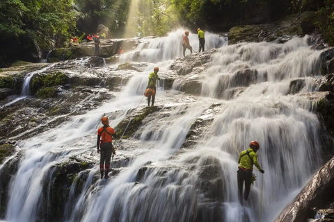 Tour Chinh Phục Thác Dương Cầm 1 Ngày