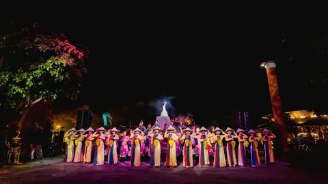 Combo Vé Show Ký Ức Hội An + Đi Thuyền/ HẠNG VIP