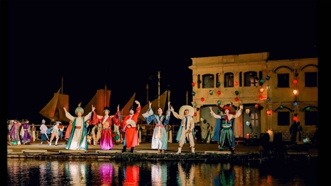 Combo Vé Show Ký Ức Hội An + Sét Menu Việt hoặc Á/ HẠNG HIGH