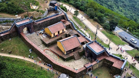 Tour Đà Nẵng - Huế - Quảng Bình - Đà Nẵng 4N3Đ