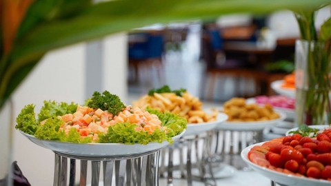 Vé Ăn Trưa Hoặc Tối Cổng Trời Đông Giang