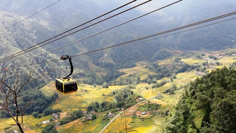 Vé cáp treo Fansipan vào trực tiếp mã QR