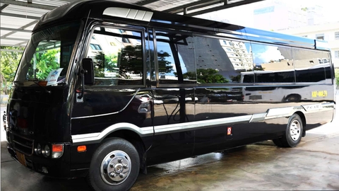 Cho Thuê Xe Limousine 16 Chỗ