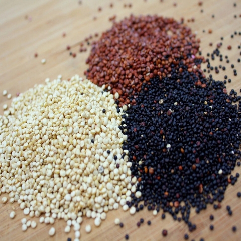 Hạt Quinoa 3 màu nhập khẩu từ Peru, Túi 500g