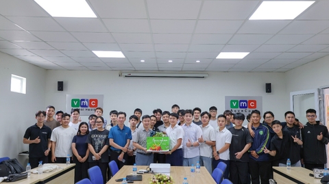 Tăng cường hợp tác, đào tạo sinh viên ngành bệnh học thủy sản  giữa Khoa Thủy sản và công ty VMC Việt Nam