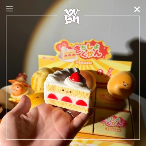 Moozy Squishy Food Bakery Blindbox Series Chính Hãng