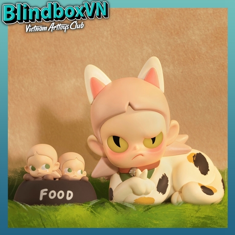 Zsiga Fussy Cat Figure ( Chính hãng )