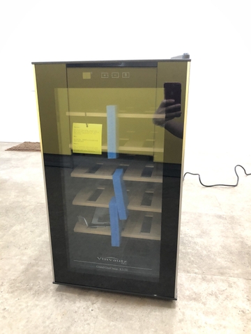 Tủ ướp rượu vang 18 chai VZ18BHK