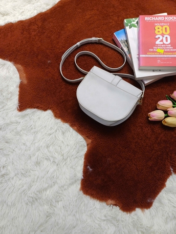 Túi xách Trắng xám xinh xắn cho các nàng dạo phố