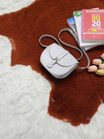 Túi xách Trắng xám xinh xắn cho các nàng dạo phố