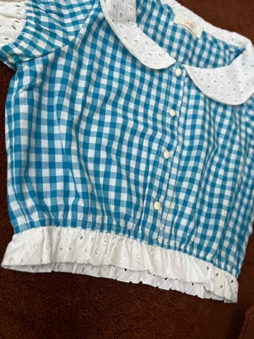 Áo sơ mi dáng croptop cổ sen họa tiết kẻ sọc xinh xắn-Gootik Fashion