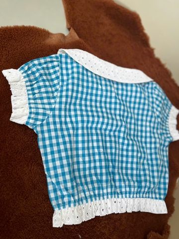 Áo sơ mi dáng croptop cổ sen họa tiết kẻ sọc xinh xắn-Gootik Fashion