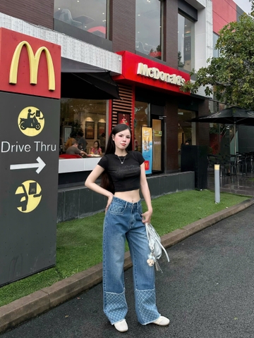 Quần jeans ống suông cạp cao phối caro hack dáng cực đỉnh- GOOTIKFASHION