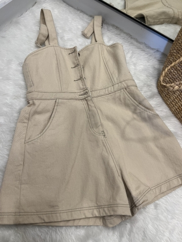 Quần Short Yếm Nữ Kem