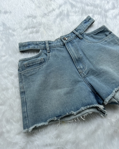 Quần Short Jeans Khoét