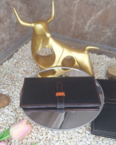 Bóp 118 dài đen có dây gài