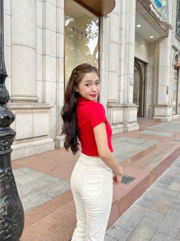 Quần Ống Loe Xẻ Lai Thanh Lịch Hack Dáng Cực Đỉnh