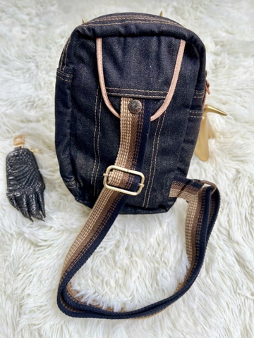 Túi bao tử đeo chéo vải Jeans/Denim thêu Exclusive độc đáo