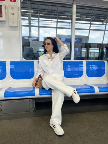 Quần Jeans Suông Ống Rộng Phối Chỉ 3 Màu