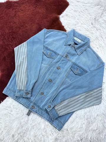 Áo Khoác Jeans Nam Form Regular - Tay Phối Kẻ Sọc Nam Tính AKW-013