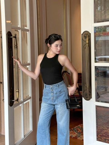 Quần jeans ống suông cạp cao túi vuông nút nổi - GOOTIKFASHION