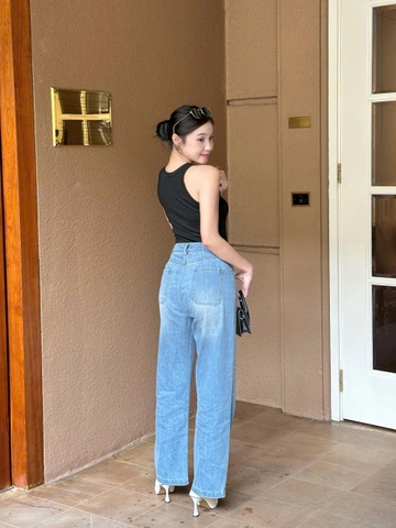 Quần jeans ống suông cạp cao túi vuông nút nổi - GOOTIKFASHION