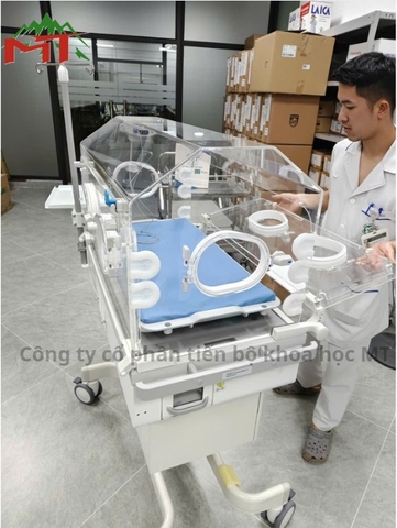 lồng ấp trẻ sơ sinh 2