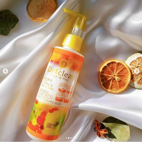 Gel tẩy da chết Detclear Nhật bản hương hoa quả 180ml
