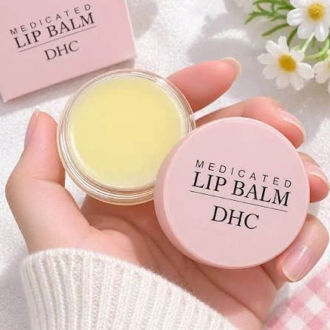 Ủ dưỡng môi DHC