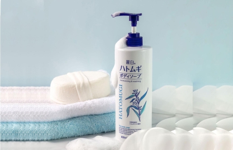 Sữa tắm dưỡng ẩm trắng da Hatomugi Nhật Bản 800ml