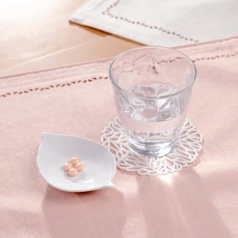 Viên uống hỗ trợ tiền mãn kinh Kobayashi 840 viên