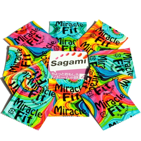 Bao cao su Sagami Miracle Fit Nhật Bản hộp 5 chiếc - gân nổi, có màu