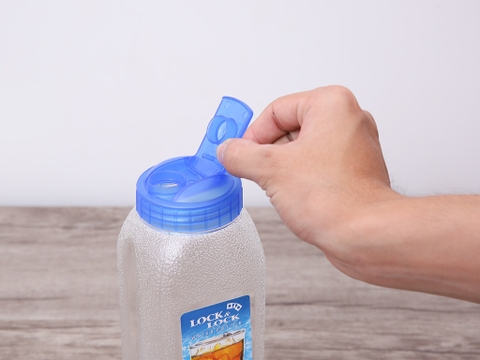 Bình đựng nước Lock&lock 900ml (HAP 728) - T24 +8%