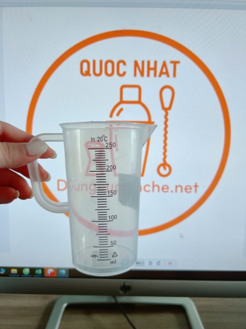 Ca đong nhựa PP Vạch đen 250ml +8% (MỚI)