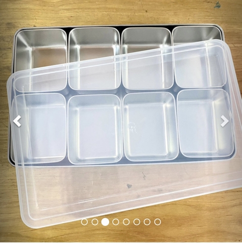 Khay inox topping 8 ngăn (nắp nhựa) - T16 +10%