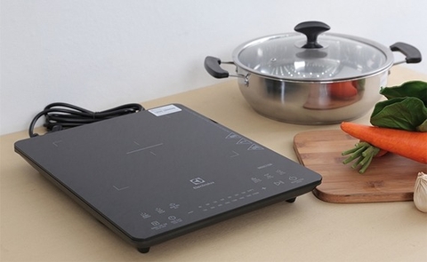 Bếp từ đơn Electrolux ETD42SKA  2100w