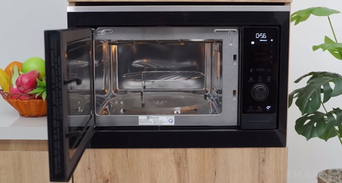 Lò vi sóng âm có nướng Electrolux 30 lít EMSB30XCF
