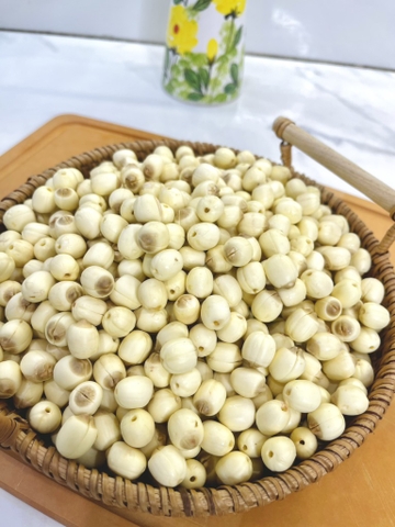 Hạt sen tươi Huế 1kg