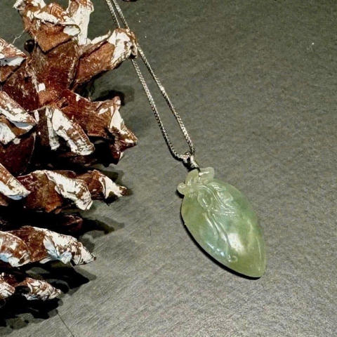 Mặt Dây Đào Trường Thọ Ngọc Phỉ Thúy