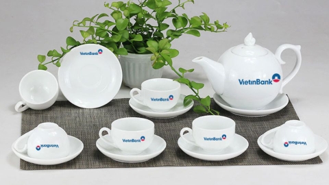 Ấm chén in logo - Quà tặng tinh tế cho doanh nghiệp