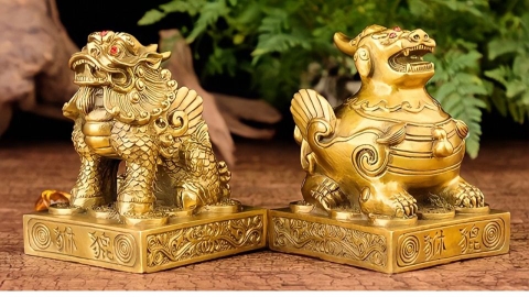 Bật mí 6 vật phẩm phong thủy gốm sứ giúp gia chủ thu hút tài lộc, may mắn