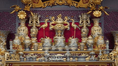 Bí quyết chọn màu sắc gốm sứ thờ cúng hợp ngũ hành bản mệnh