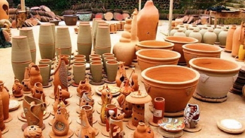 Đất sét - Nền tảng cho những tác phẩm gốm sứ Bát Tràng chất lượng
